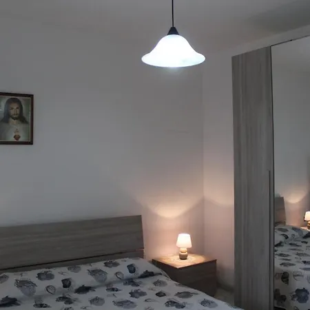 Apartment Case Armida
